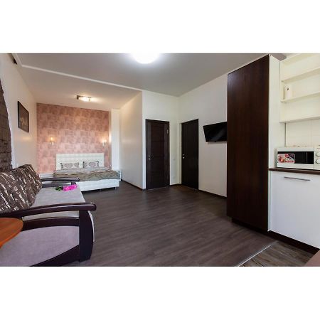 Studio Apartments In The City Center Kharkiv Eksteriør billede